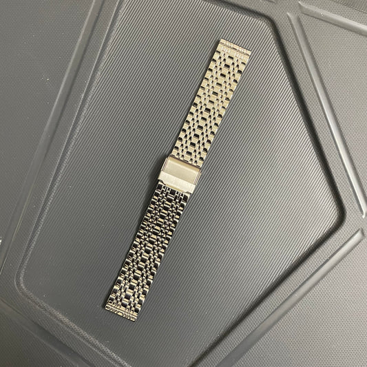 18mm 2-Piece Stainless Steel Watch Bracelet – Classic Fit